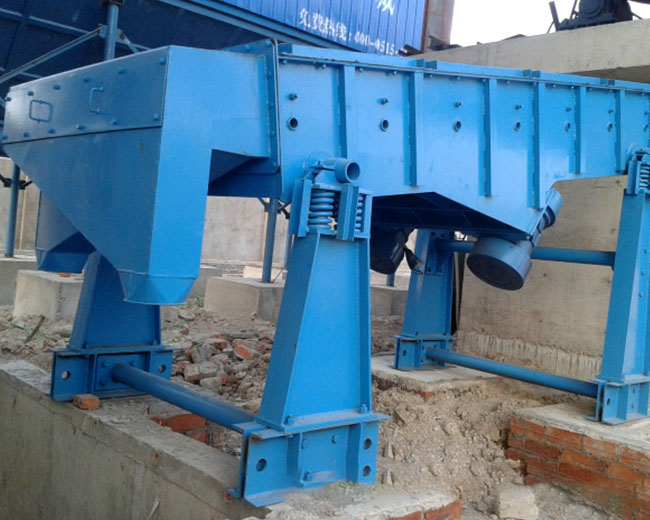 鈣粉篩是什么形式的振動篩，多少錢？