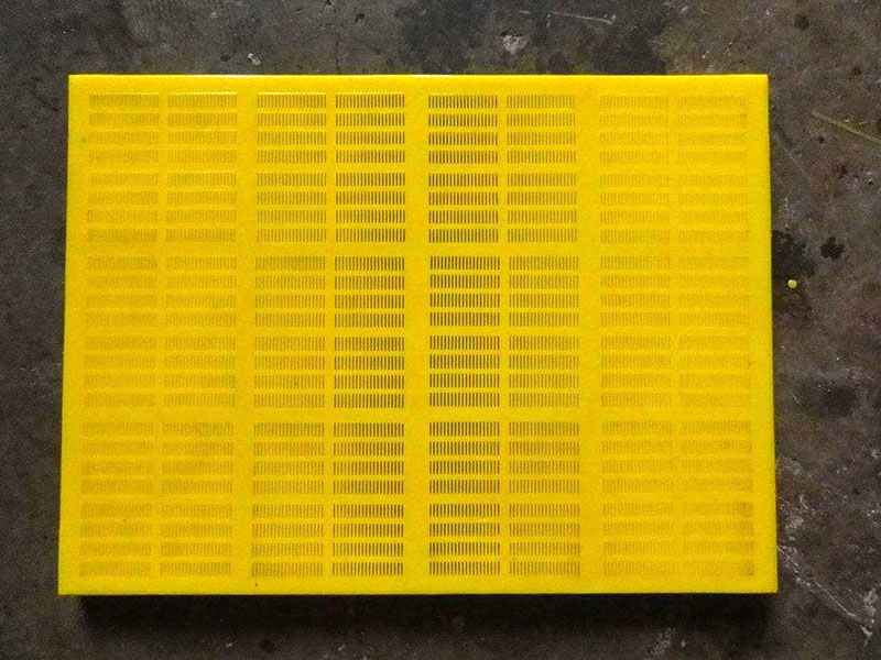 聚氨酯脫水篩網(wǎng)具有良好的耐濕性，耐溫性