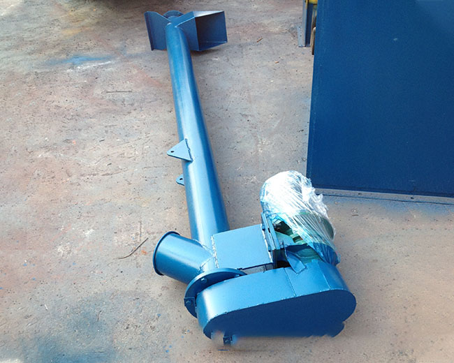 干石灰粉選擇螺旋輸送機(jī)是否合適？