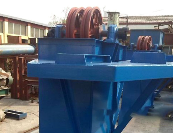 TH斗式提升機型號結(jié)構(gòu)參數(shù)圖不是皮帶的？