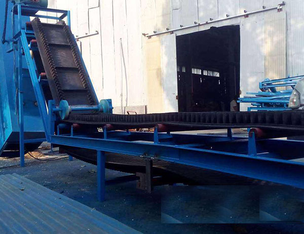 鏈?zhǔn)健⑵?、螺旋輸送機(jī)的幾種對(duì)比