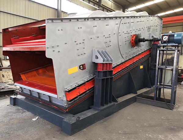 10公分厚的料層選用什么篩分機(jī)處理精度更高，用復(fù)振篩試試