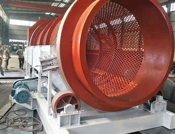 滾軸篩砂機(jī)主要用來篩分原砂的，抗沖擊力強(qiáng)