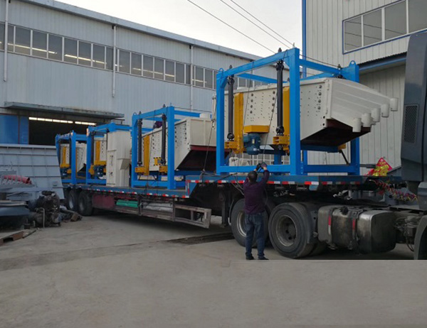 石英砂搖擺篩一般應(yīng)用在板材砂、石油砂、樹脂砂