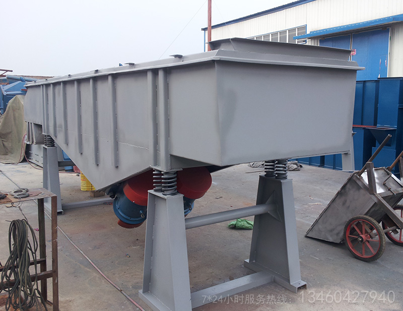 方形振動(dòng)篩卸車(chē)后安裝注意六大事項(xiàng)